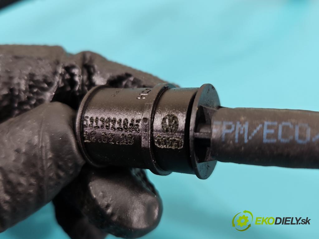 Audi A4 B8 2007-2015 3.0 tdi 239KM automatic 176 kW 2967 cm3 5- rúrka palivovy