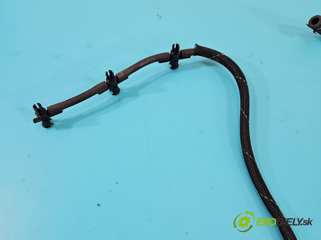 Audi A4 B8 2007-2015 3.0 tdi 239KM automatic 176 kW 2967 cm3 5- rúrka palivovy