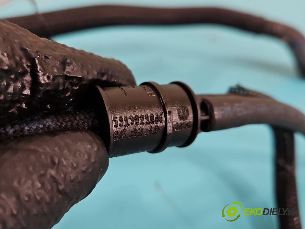 Audi A4 B8 2007-2015 3.0 tdi 239KM automatic 176 kW 2967 cm3 5- rúrka palivovy