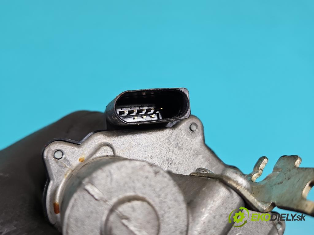 Audi A4 B8 2007-2015 3.0 tdi 239KM automatic 176 kW 2967 cm3 5- zvod nasávací 059129712BH (Sacie potrubie)