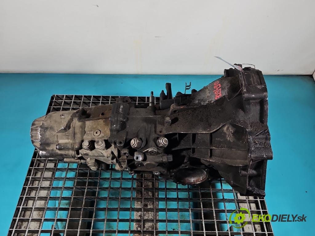 Audi A6 C5 1997-2004 2.5 tdi 150 HP manual 110 kW 2496 cm3 5- prevodovka stupeň,rýchlosť manual DQS
