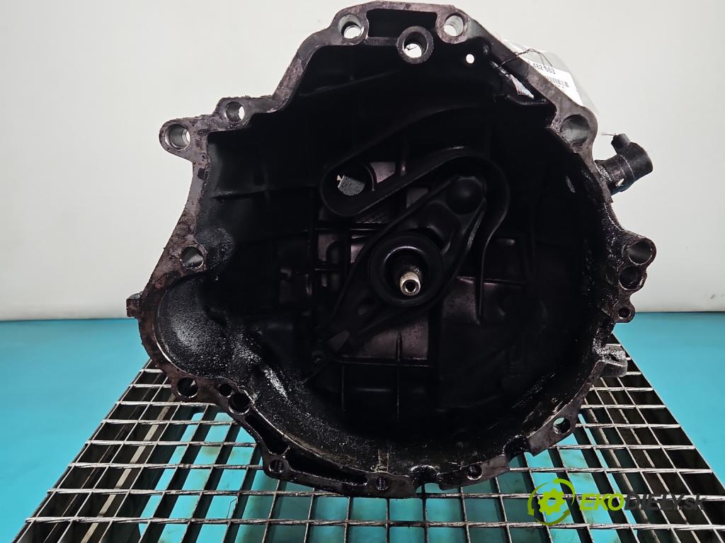 Audi A6 C5 1997-2004 2.5 tdi 150 HP manual 110 kW 2496 cm3 5- prevodovka stupeň,rýchlosť manual DQS