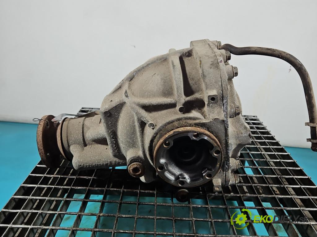 Ssangyong Rexton I 2001-2017 2.0 (671960) 155 HP automatic 114 kW 1998 cm3 5- Most: zadní: