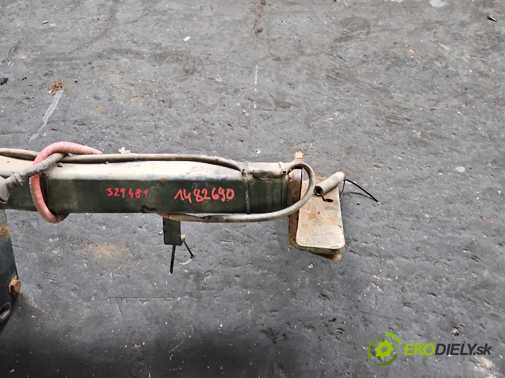 Ssangyong Rexton I 2001-2017 2.0 (671960) 155 hp automatic 114 kW 1998 cm3 5- oko tažné  (Tažné zařízení)