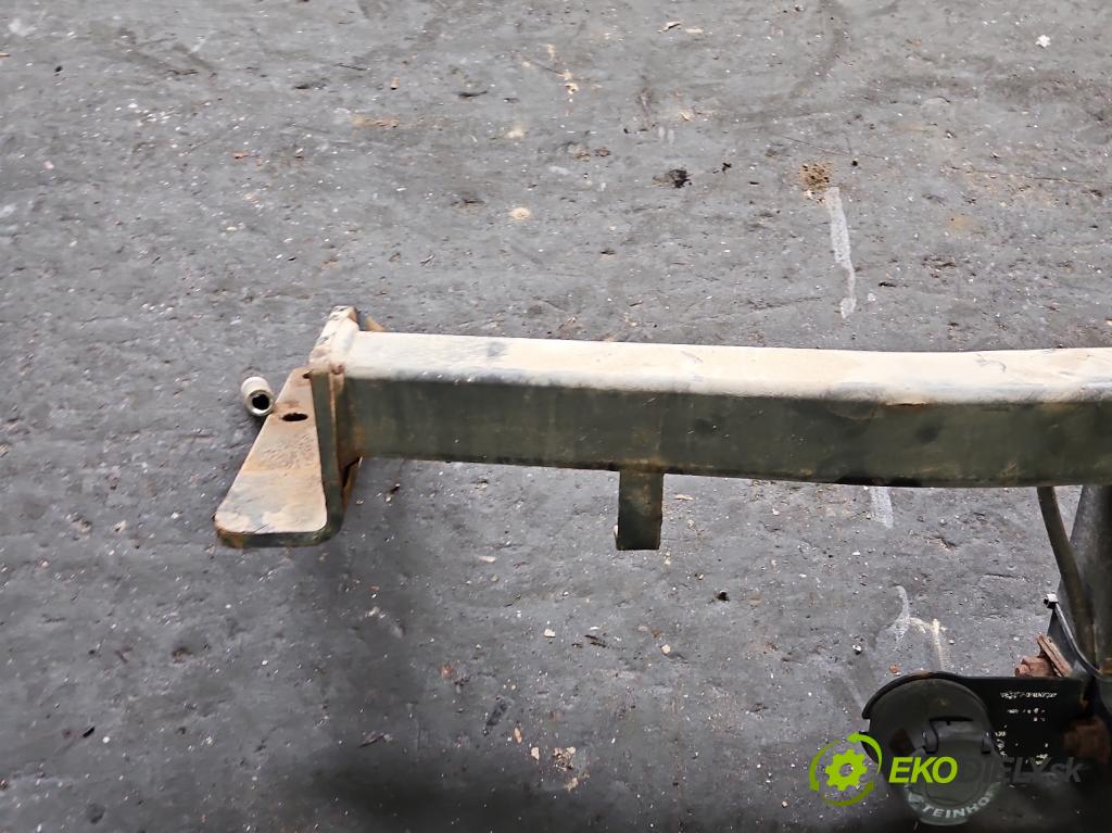 Ssangyong Rexton I 2001-2017 2.0 (671960) 155 hp automatic 114 kW 1998 cm3 5- oko tažné  (Tažné zařízení)