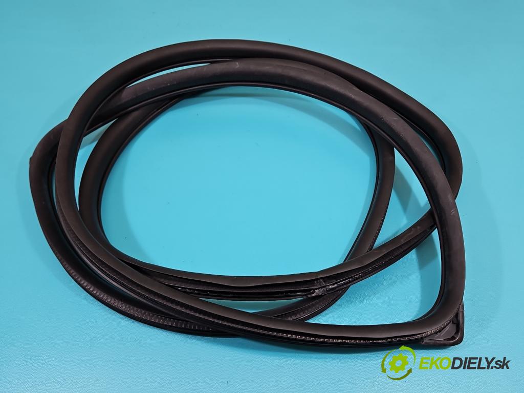 Ssangyong Rexton I 2001-2017 2.0 (671960) 155 hp automatic 114 kW 1998 cm3 5- Těsnění: dveře zadní levé  (Karoserie ostatní)