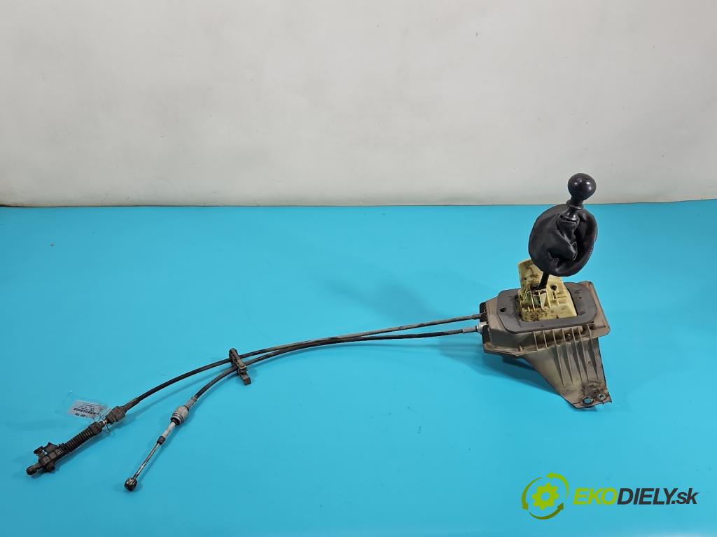 Fiat Punto II 1999-2010 1.2 8V 60 HP manual 44 kW 1242 cm3 5- Páka: Změny: stupeň,rýchlosť 7353104020 (Rýchlostná páka (kulisa))