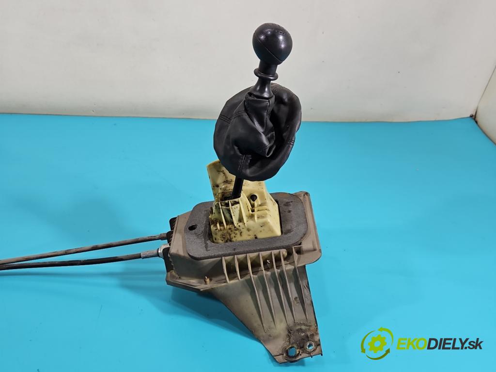 Fiat Punto II 1999-2010 1.2 8V 60 HP manual 44 kW 1242 cm3 5- Páka: Změny: stupeň,rýchlosť 7353104020 (Rýchlostná páka (kulisa))