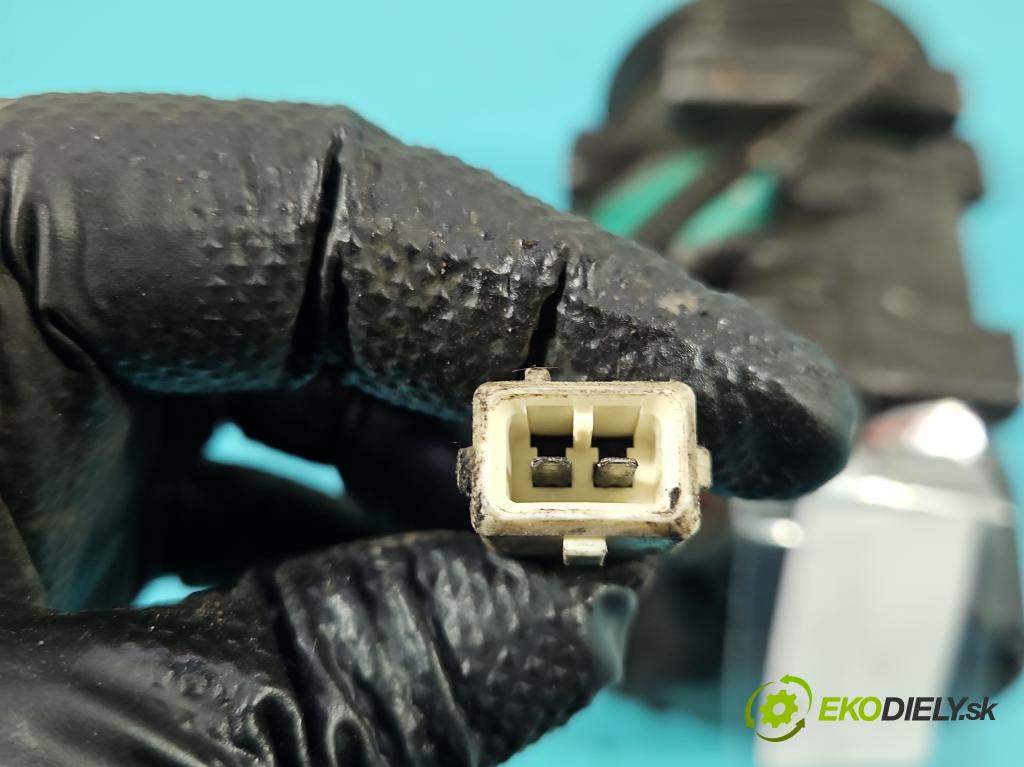 Peugeot 607 2.2 16V 158 HP automatic 116 kW 2230 cm3 4- Kompresor: klimatizácie 5767607060 (Kompresor klimatizácie)