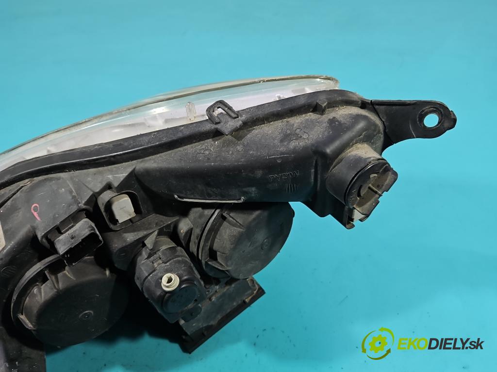 Peugeot 607 2.2 16V 158 HP automatic 116 kW 2230 cm3 4- Reflektor: pravý 9654670880 (Svetlo predné pravé)