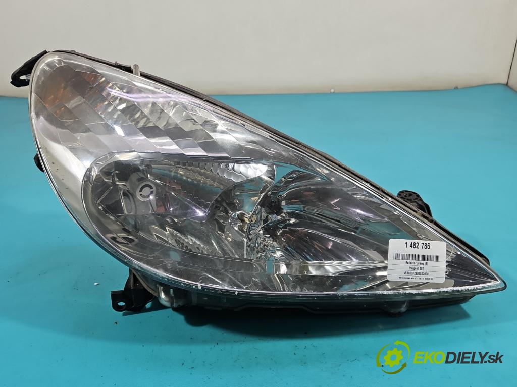 Peugeot 607 2.2 16V 158 HP automatic 116 kW 2230 cm3 4- Reflektor: pravý 9654670880 (Svetlo predné pravé)