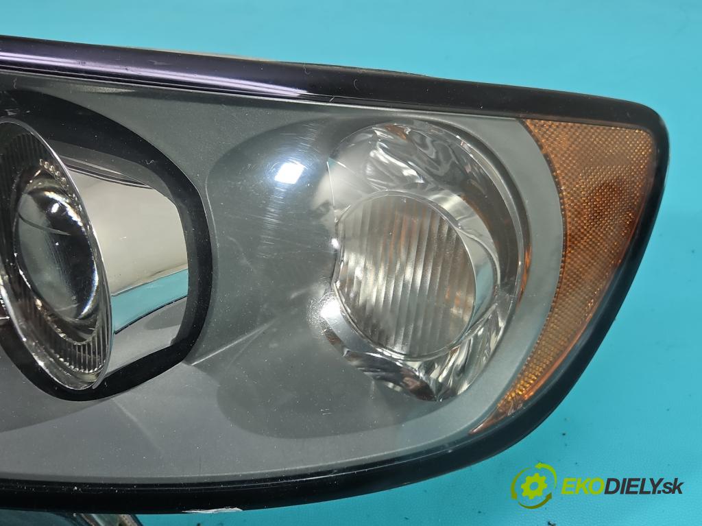 Volvo V50 2.4 140 hp automatic 103 kW 2435 cm3 5- světlo levý  (Klika dveří ostatní)