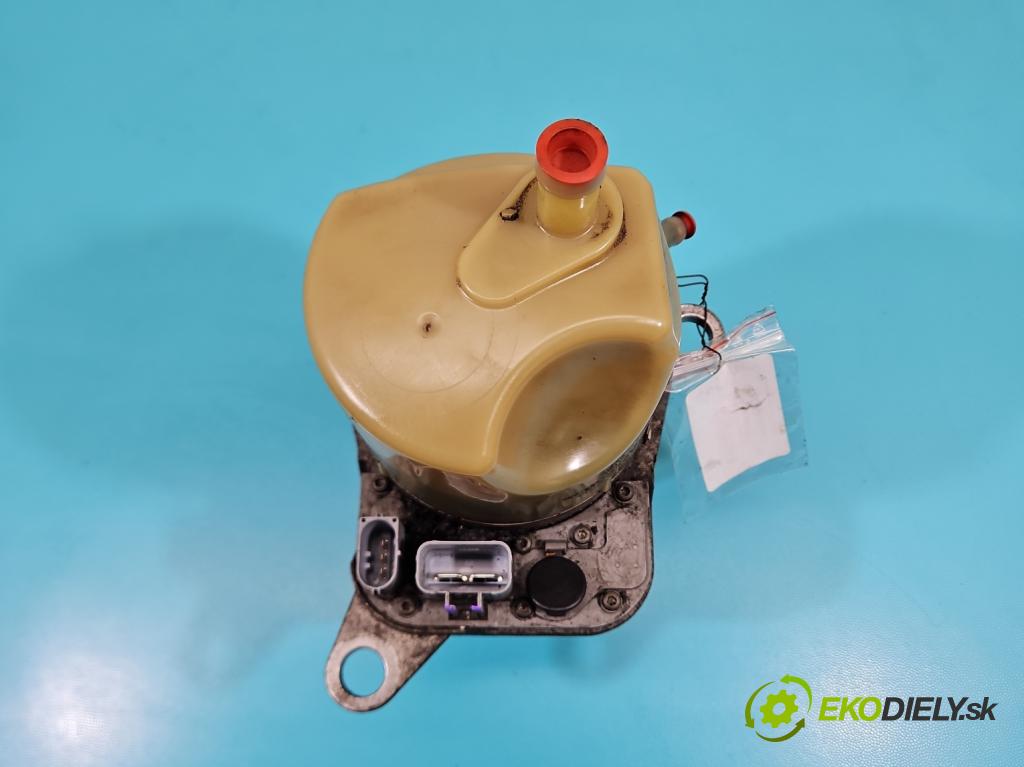 Volvo V50 2.4 140 HP automatic 103 kW 2435 cm3 5- čerpadlo posilovač 4N513K514DP (Servočerpadlo)