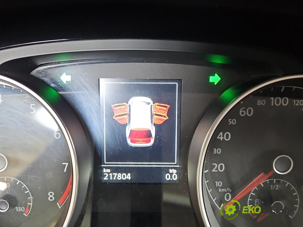 Vw Golf VII 2012-2020 1.4 TSI 150 HP automatic 110 kW 1395 cm3 5- prístrojovka/ budíky 5G1920750 (Prístrojová doska)