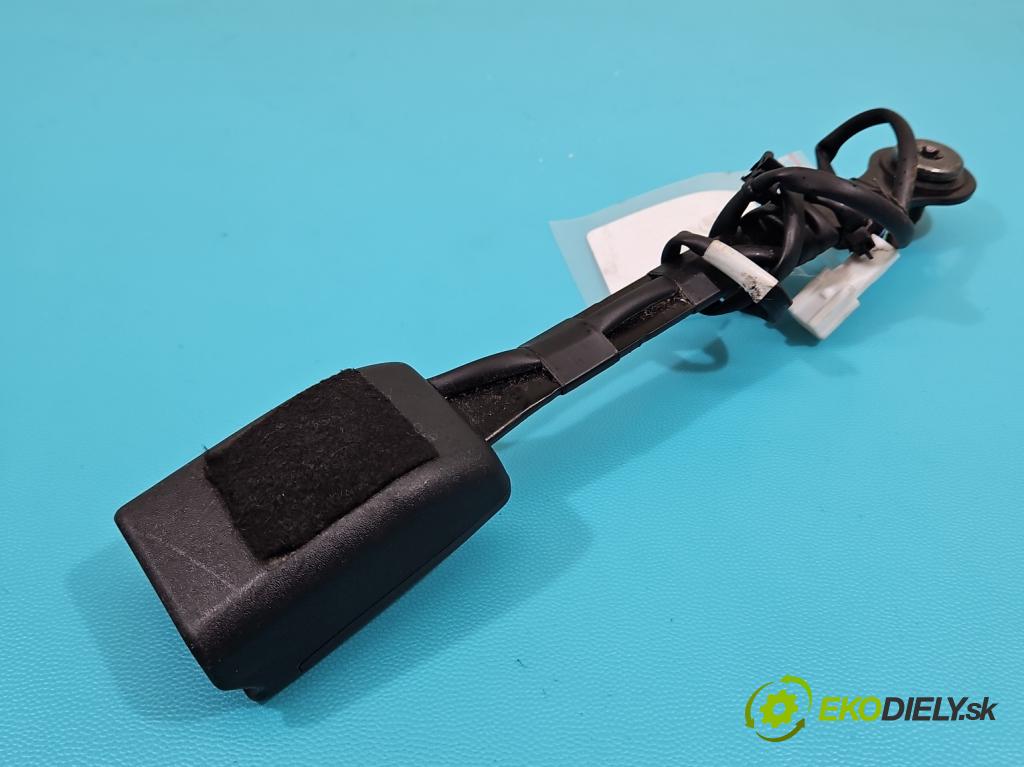 Nissan Qashqai II J11 2013-2021 1.2 T 116 HP manual 85 kW 1197 cm3 5- pas bezpečnosť: predné ľavý 