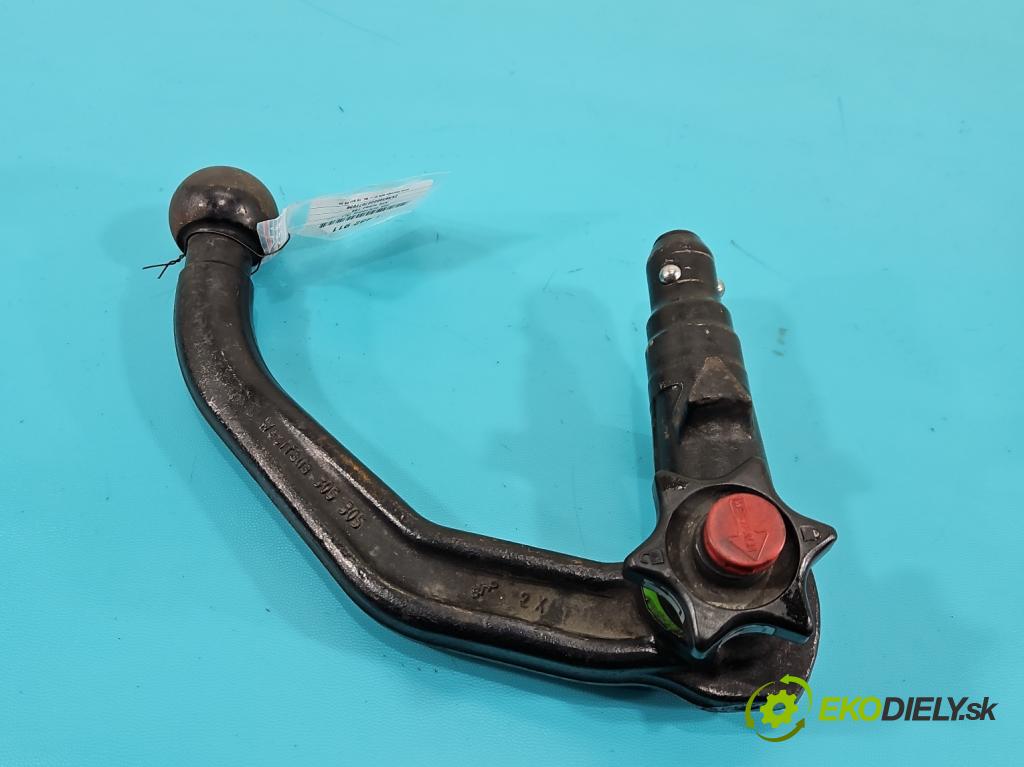 Alfa romeo 159 2.4 jtd 200 HP manual 147 kW 2387 cm3 5- Hák: vlečení: 8T0800495 (Ťažné zariadenie)