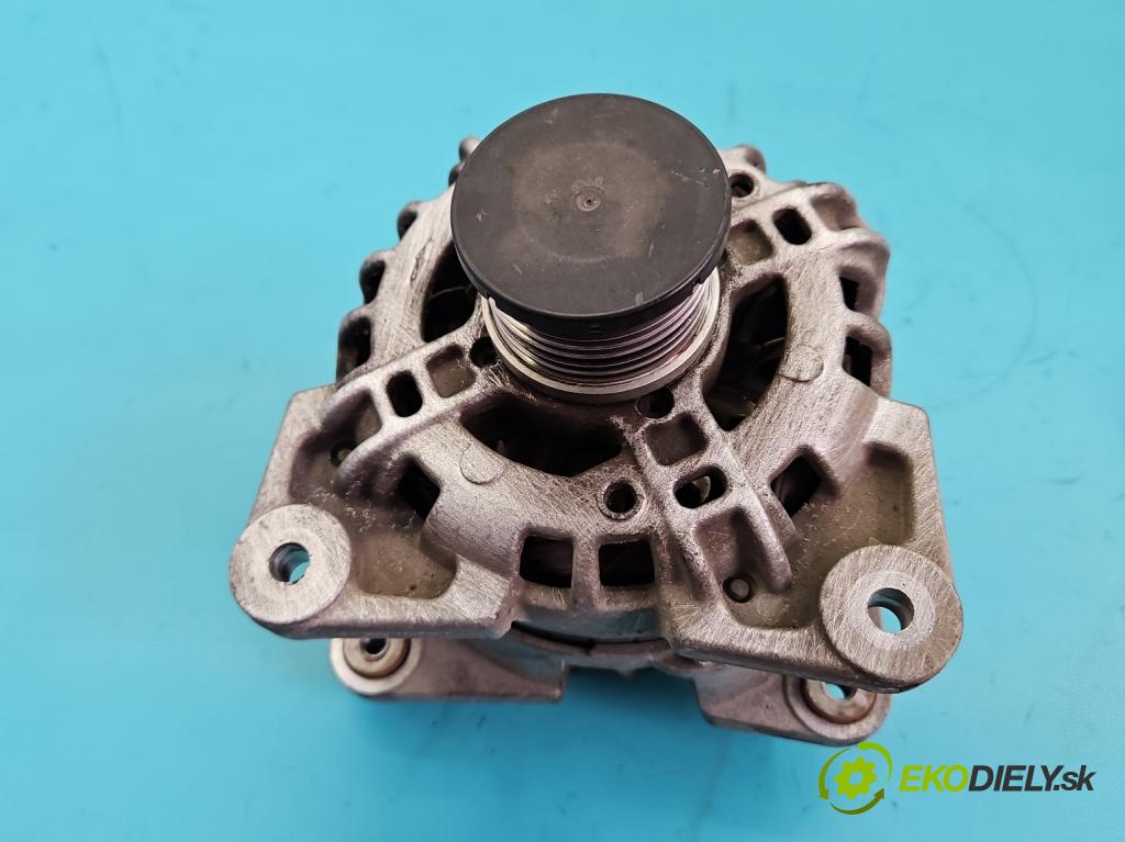 Dacia Sandero II 2012-2020 0.9 Tce 90 HP manual 66 kW 898 cm3 5- Alternator 231002854R (Alternátor)