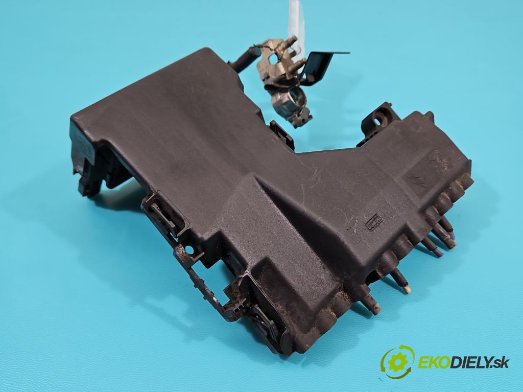 Peugeot 508 I 2010-2018 2.0 hdi 150 hp manual 110 kW 1997 cm3 4- kontakt plusová 9800223680