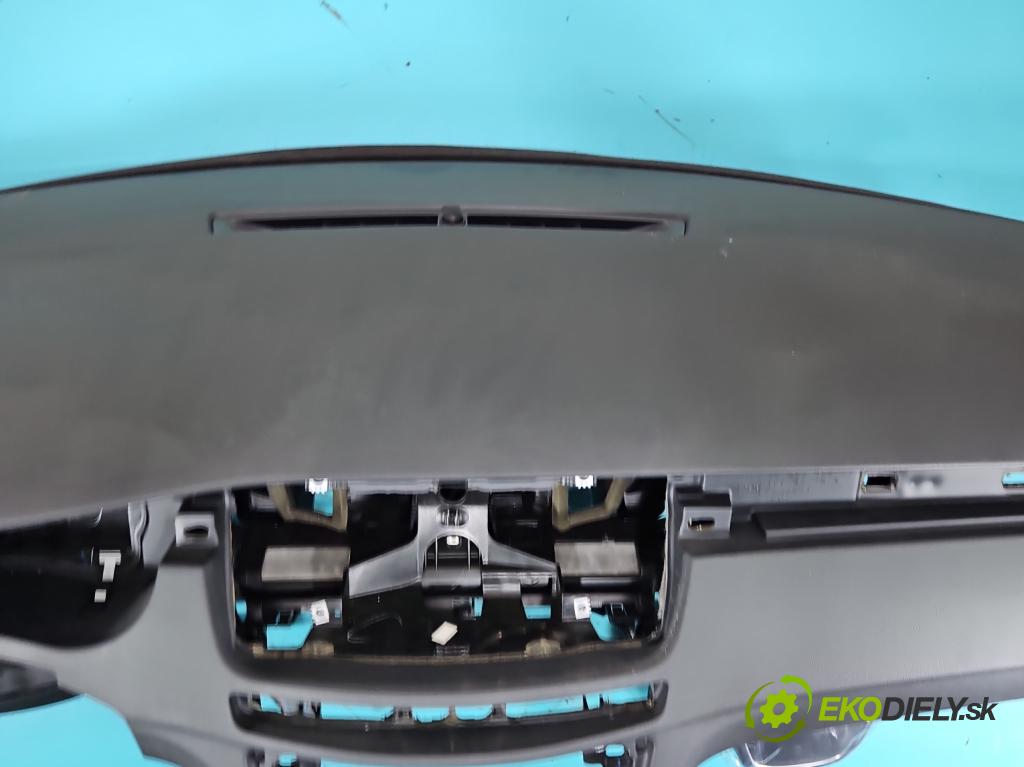 Peugeot 508 I 2010-2018 2.0 hdi 150 hp manual 110 kW 1997 cm3 4- kokpit,přistrojova deska