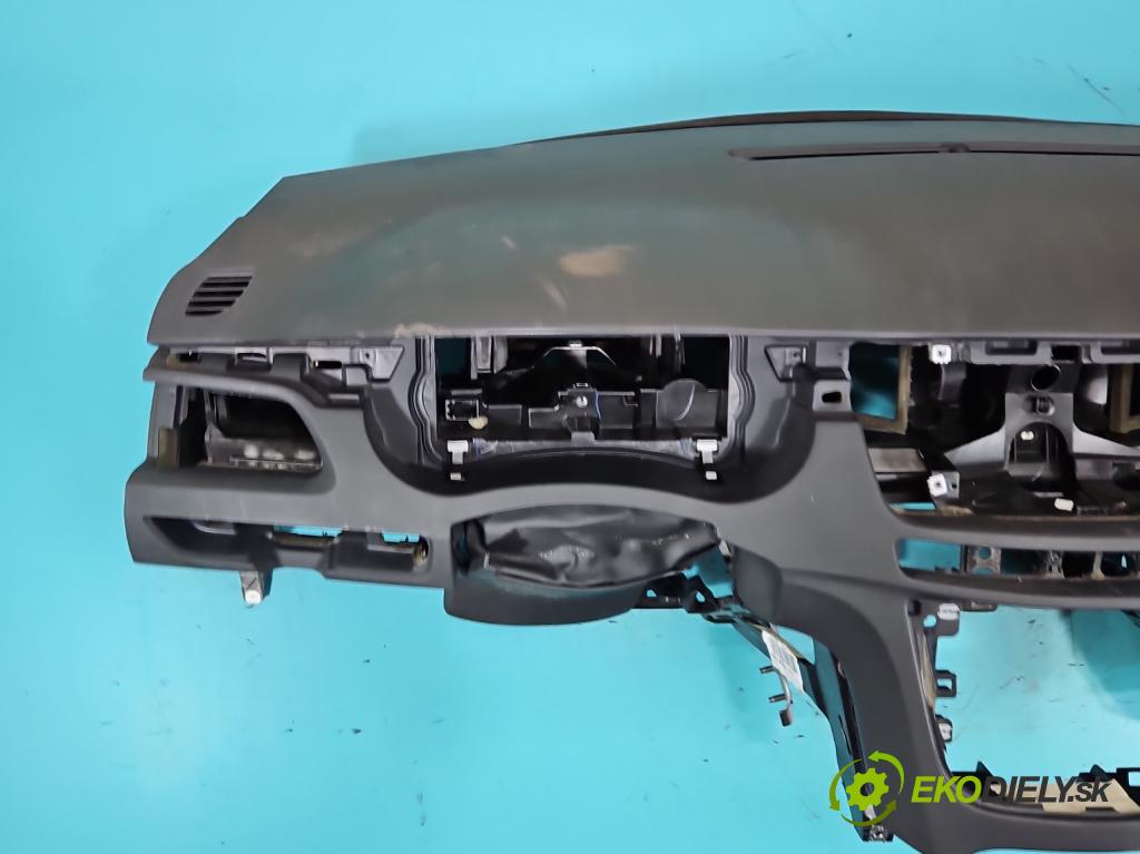 Peugeot 508 I 2010-2018 2.0 hdi 150 hp manual 110 kW 1997 cm3 4- kokpit,přistrojova deska