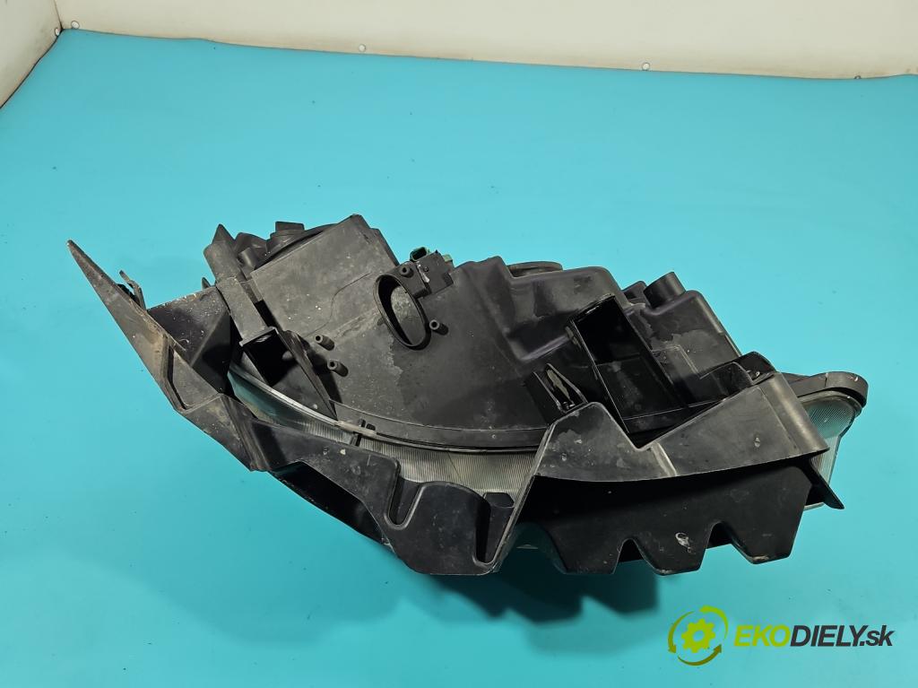 Renault Scenic II 2003-2009 1.5 dci 106 HP manual 78 kW 1461 cm3 5- Reflektor: ľavý  (Kľučka dverí ostatné)