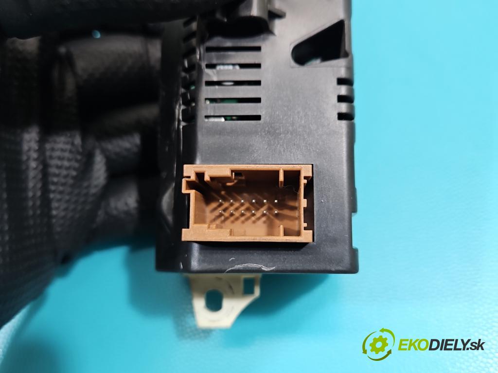 Peugeot 407 2.0 hdi 136 HP manual 100 kW 1997 cm3 5- Zobrazit: 9676655380 (Prístrojová doska)