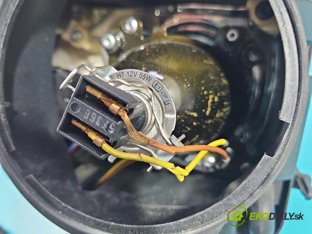 Alfa romeo 159 2.4 jtd 200 hp manual 147 kW 2387 cm3 5- světlo pravý 60682088 (Pravé přední světlo)