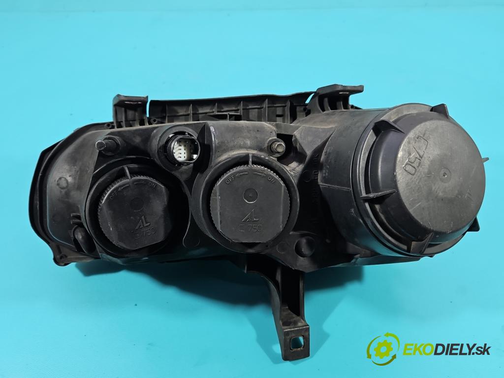 Alfa romeo 159 2.4 jtd 200 hp manual 147 kW 2387 cm3 5- světlo pravý 60682088 (Pravé přední světlo)