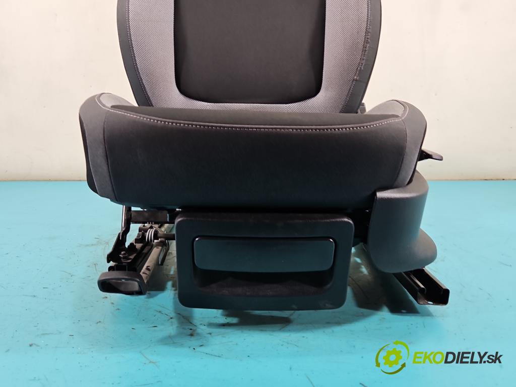 Skoda Fabia III 2014- 2021 1.4 tdi 105 HP manual 77 kW 1422 cm3 5- Sedačka ľavý  (Sedadlo)