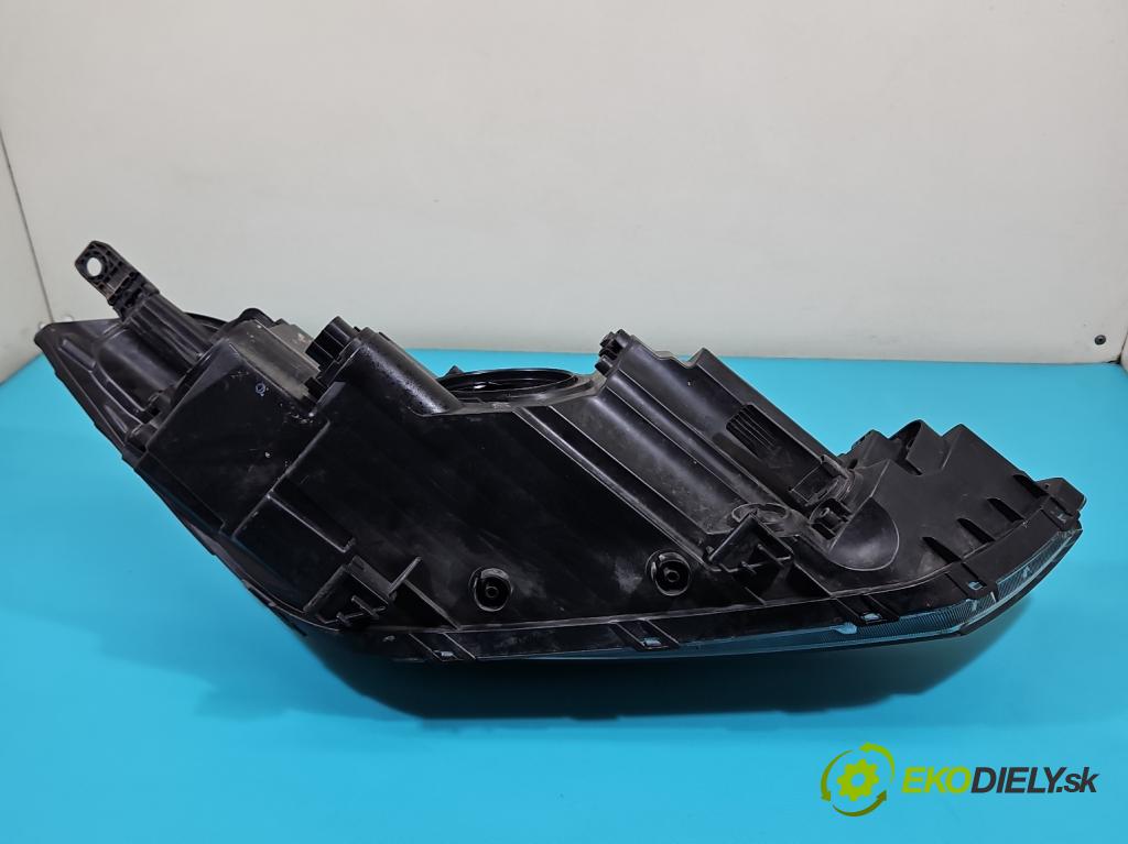 Hyundai Tucson III 2015-2020 2.0 crdi 136 HP automatic 100 kW 1999 cm3 5- Reflektor: ľavý 92101-D3 (Kľučka dverí ostatné)