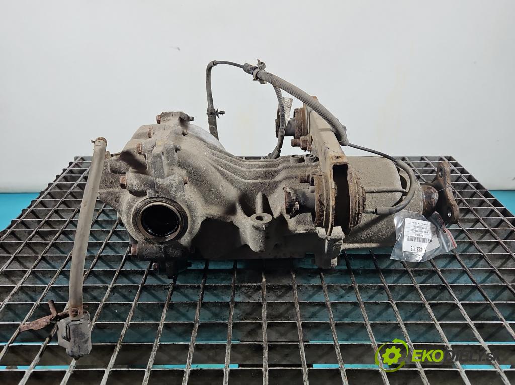 Renault Koleos I 2008-2016 2.0 dci 150 HP manual 110 kW 1995 cm3 5- Most: zadní: