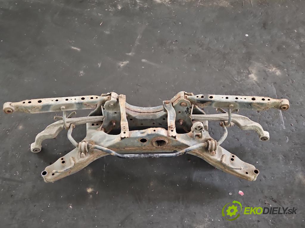 Renault Koleos I 2008-2016 2.0 dci 150 hp manual 110 kW 1995 cm3 5- zadní výztuha  (Zadní výztuha)