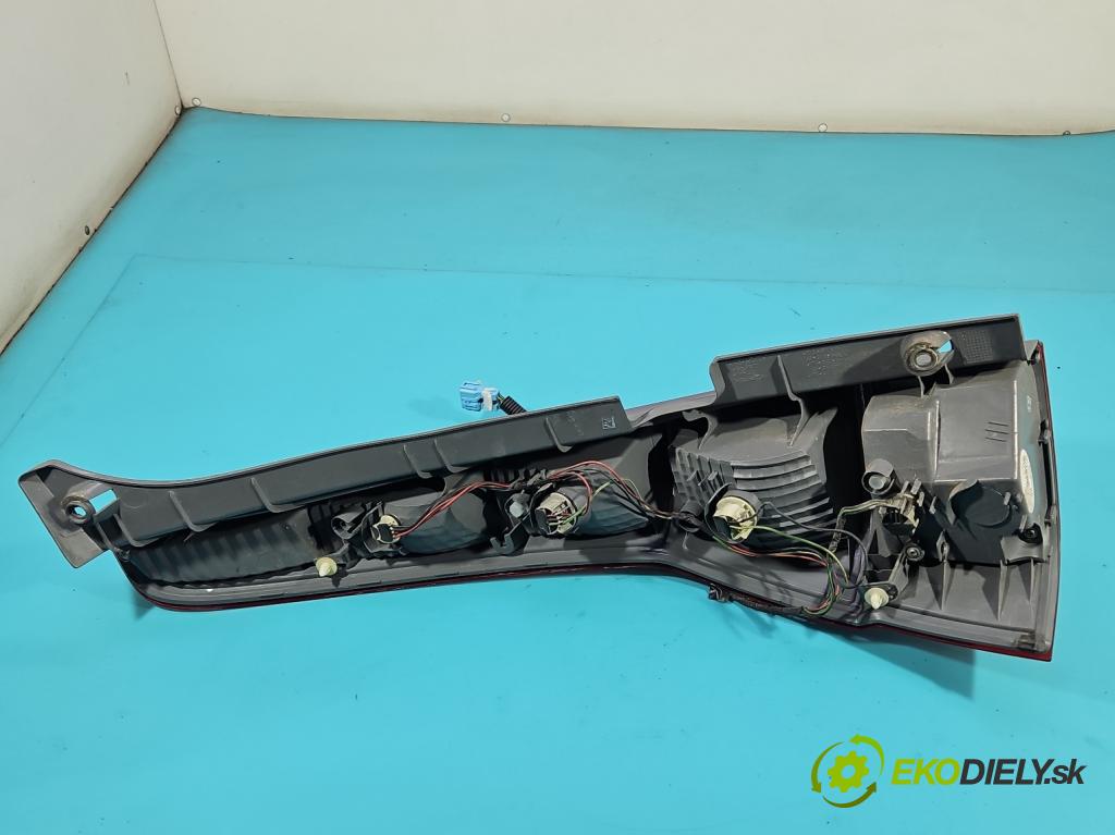 Honda CR-V III 2006-2011 2.2 i-CTDi 140 hp manual 103 kW 2204 cm3 5- světlo zadní pravé (Klika dveří ostatní)