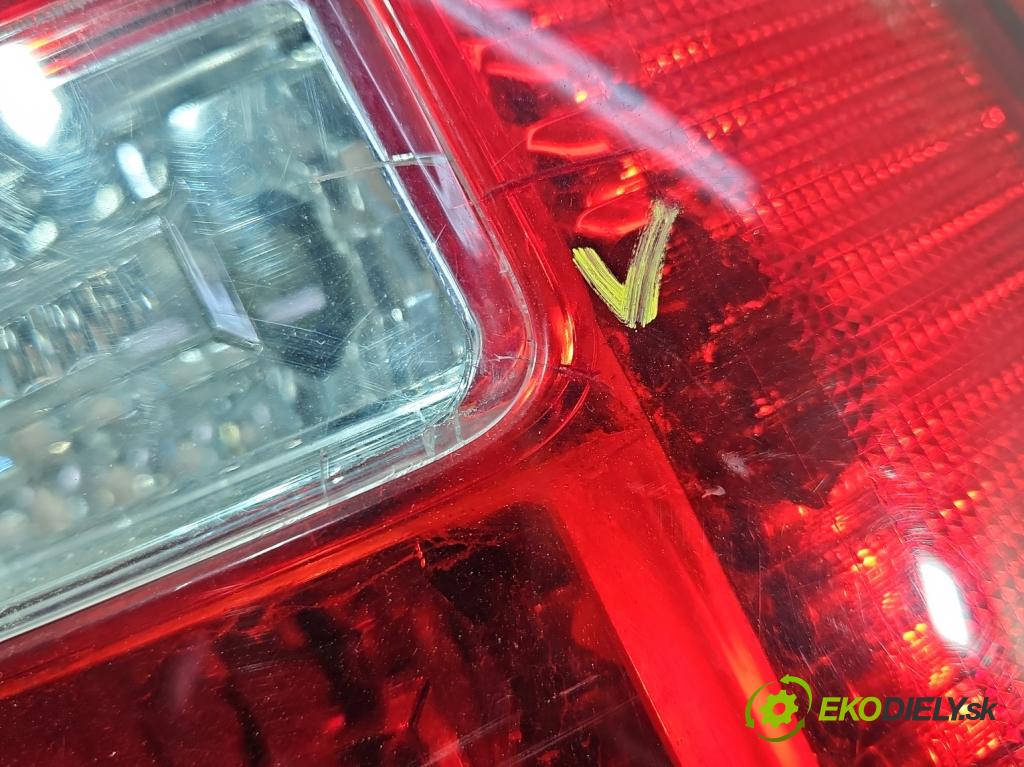 Honda CR-V III 2006-2011 2.2 i-CTDi 140 hp manual 103 kW 2204 cm3 5- světlo zadní pravé (Klika dveří ostatní)