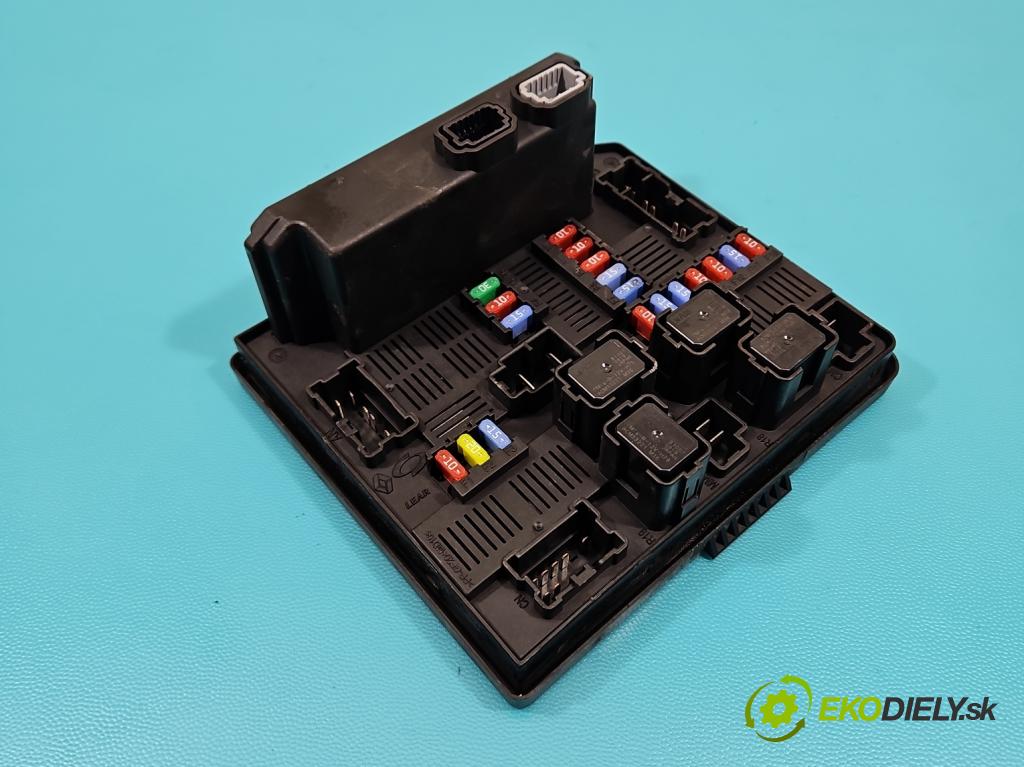 Renault Koleos I 2008-2016 2.0 dci 150 hp manual 110 kW 1995 cm3 5- skříňka pojistková 284B7-JY00A (Pojistkové skříňky)