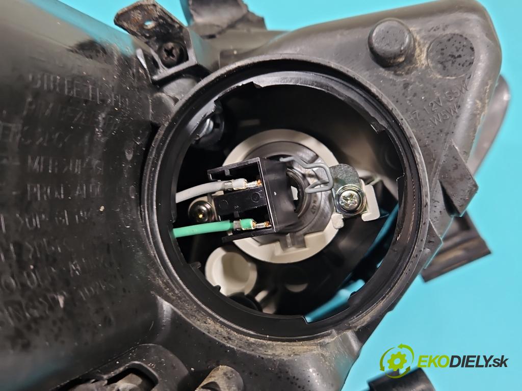 Hyundai Elantra V 2010-2016 1.6 GDI 132  HP manual 97 kW 1591 cm3 4- Reflektor: ľavý 92101-3X (Kľučka dverí ostatné)