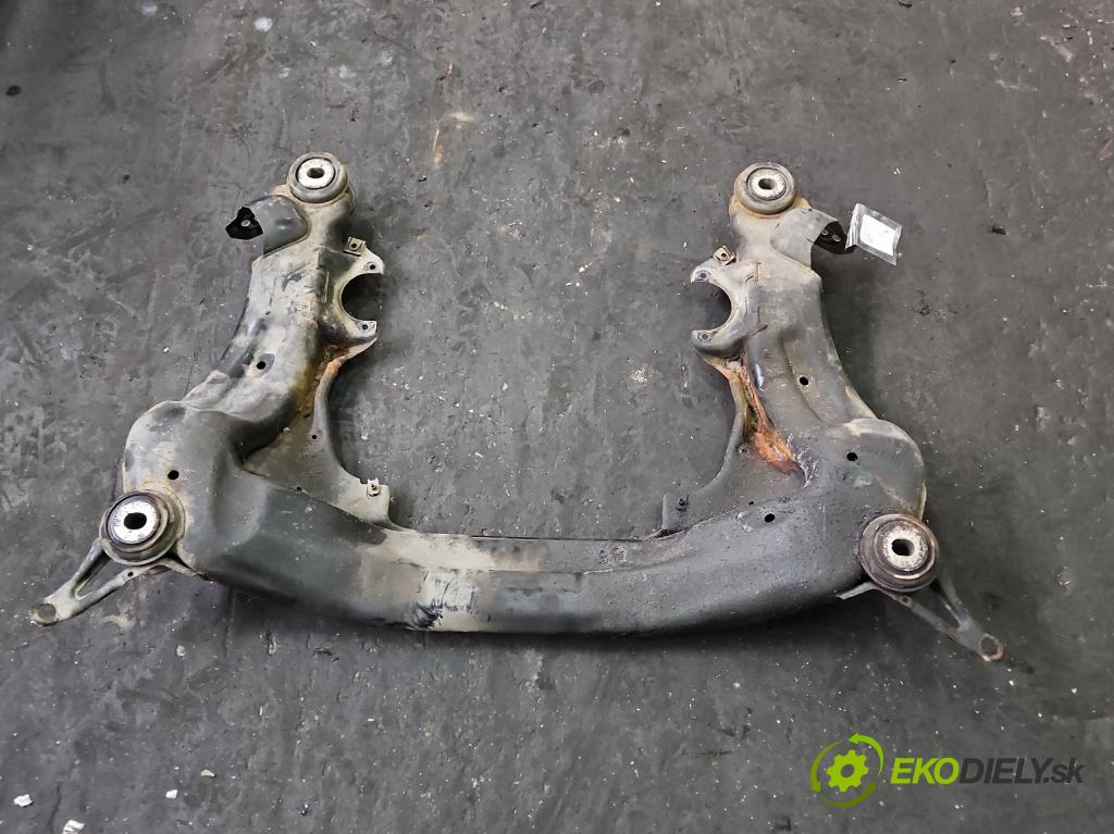 Audi A4 B5 1994-2001 2.5 tdi 150 HP manual 110 kW 2496 cm3 4- výstuha motora