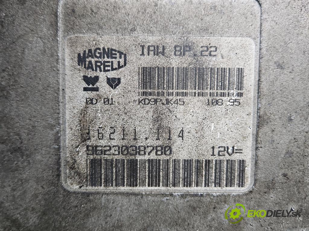 Citroen Evasion 2.0 8V 121KM manual 89 kW 1998 cm3 5- riadiaca jednotka motora 9623038780