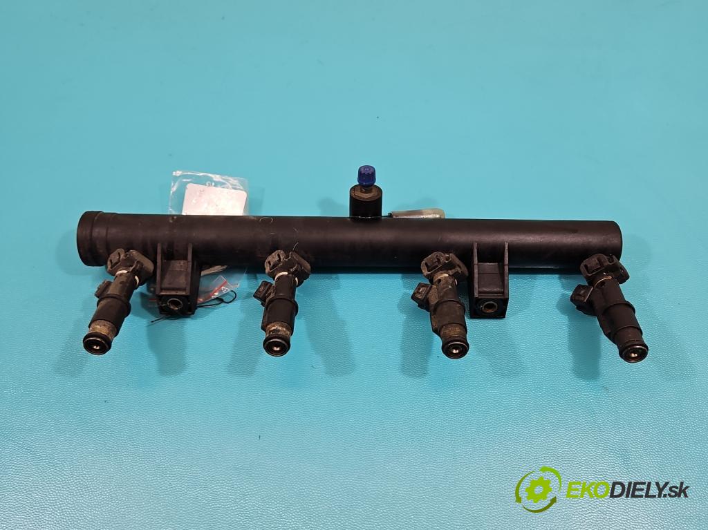 Peugeot 307 2.0 16V 136 HP manual 100 kW 1997 cm3 5- vstrek 01F003A (Vstrekovač paliva)