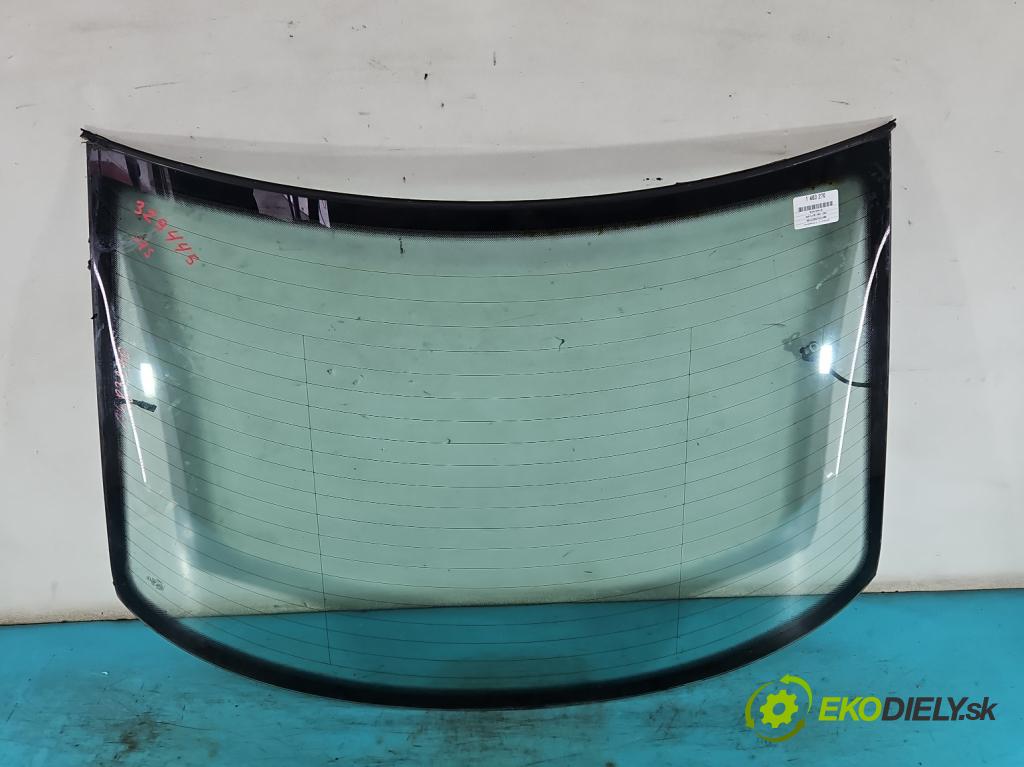 Audi A4 B5 1994-2001 2.5 tdi 150 hp manual 110 kW 2496 cm3 4- sklo zadní  (Zadní sklo)