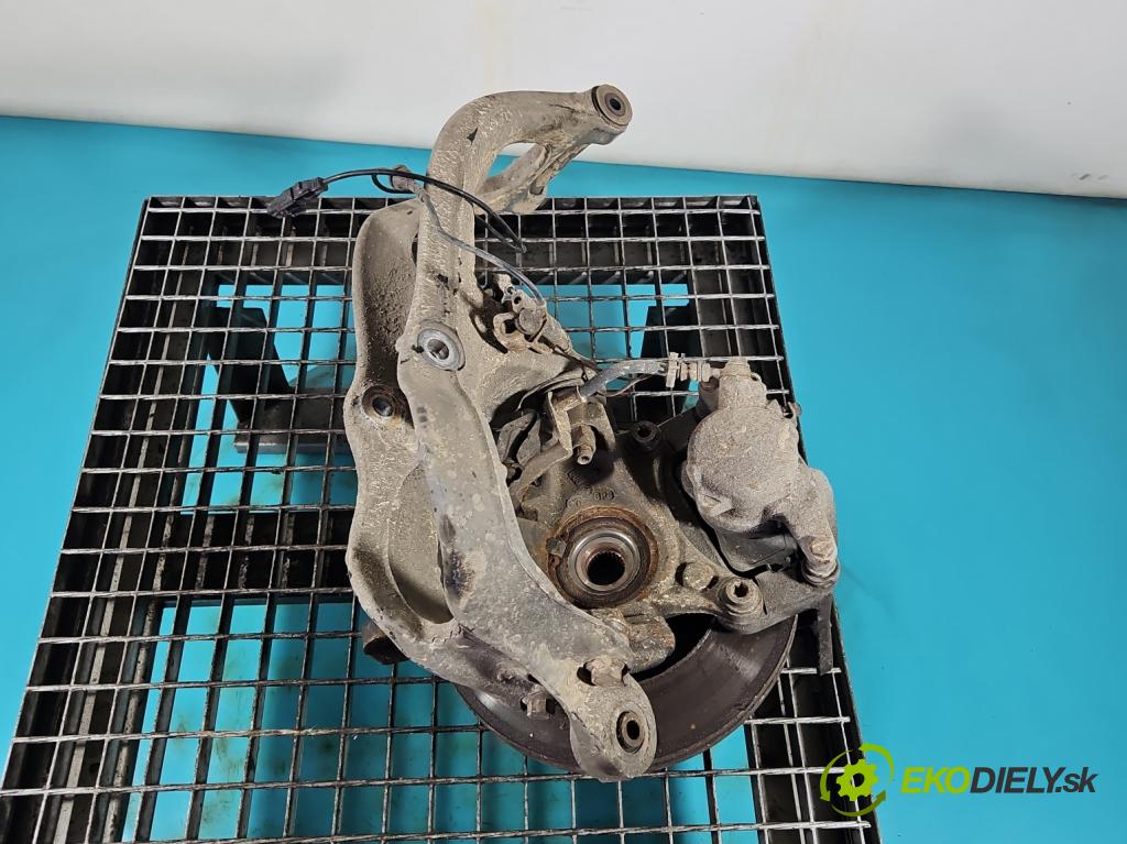 Peugeot 407 2.0 16V 140 hp manual 103 kW 1997 cm3 5- náboj levé  (Náboj kola)