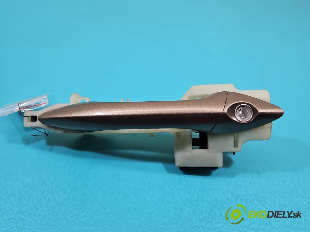 Hyundai Elantra V 2010-2016 1.6 GDI 132  HP manual 97 kW 1591 cm3 4- rukoväť predné ľavé mimo:  (Kľučka dverí vonkajšia predná ľavá)