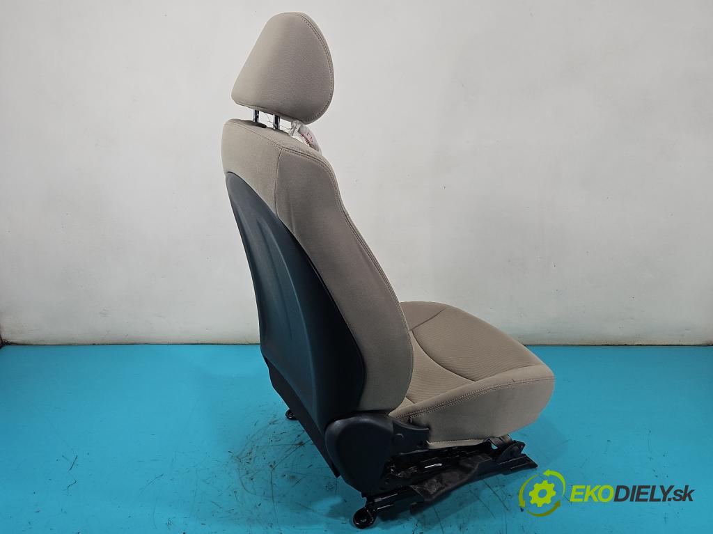 Hyundai Elantra V 2010-2016 1.6 GDI 132  HP manual 97 kW 1591 cm3 4- Sedačka ľavý  (Sedadlo)