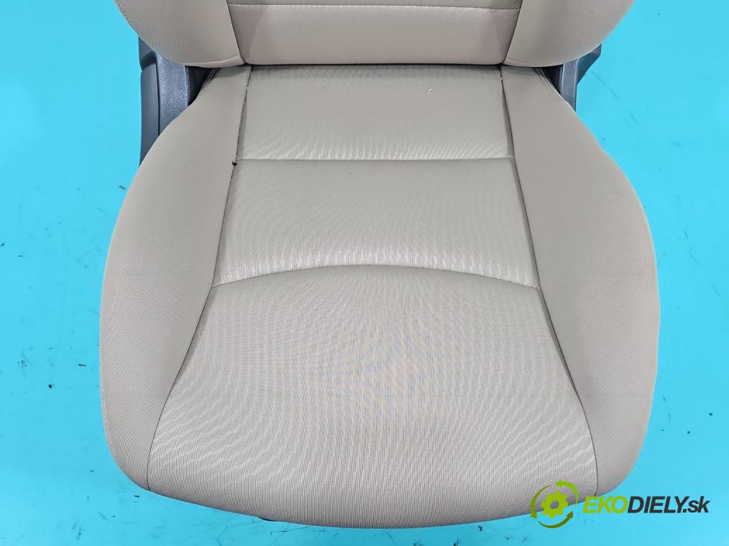 Hyundai Elantra V 2010-2016 1.6 GDI 132  HP manual 97 kW 1591 cm3 4- Sedačka pravý  (Sedadlo)