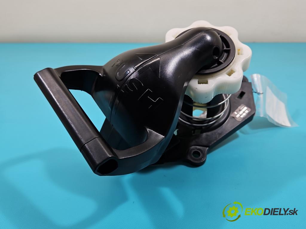 Renault Clio IV 2012-2020 0.9 Tce 90 hp manual 66 kW 898 cm3 5- mechanismus kolesa ozubeného 8200601401