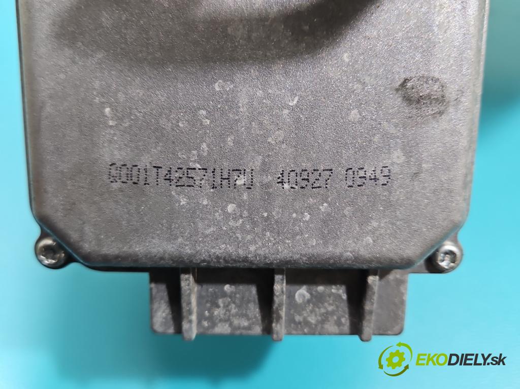 Renault Clio IV 2012-2020 0.9 Tce 90 HP manual 66 kW 898 cm3 5- čerpadlo posilovač 4881016771R (Servočerpadlo)