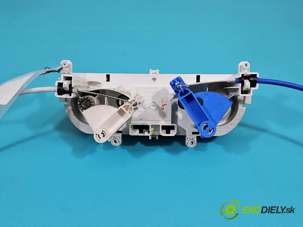 Renault Clio IV 2012-2020 0.9 Tce 90 HP manual 66 kW 898 cm3 5- panel kúrenia T1019676Z