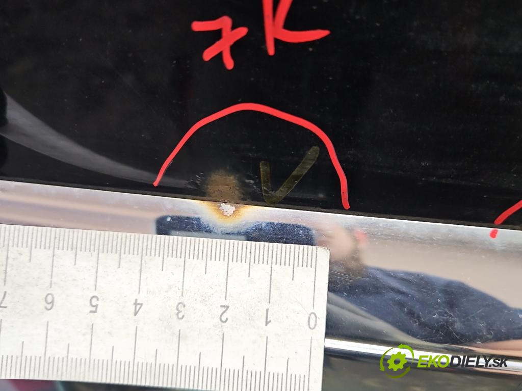 Peugeot 407 2.0 hdi 136hp manual 100 kW 1997 cm3 5- zadní kufrové dveře  (Zadní kapota (kufr))