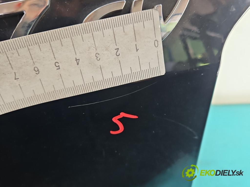 Peugeot 407 2.0 hdi 136hp manual 100 kW 1997 cm3 5- zadní kufrové dveře  (Zadní kapota (kufr))