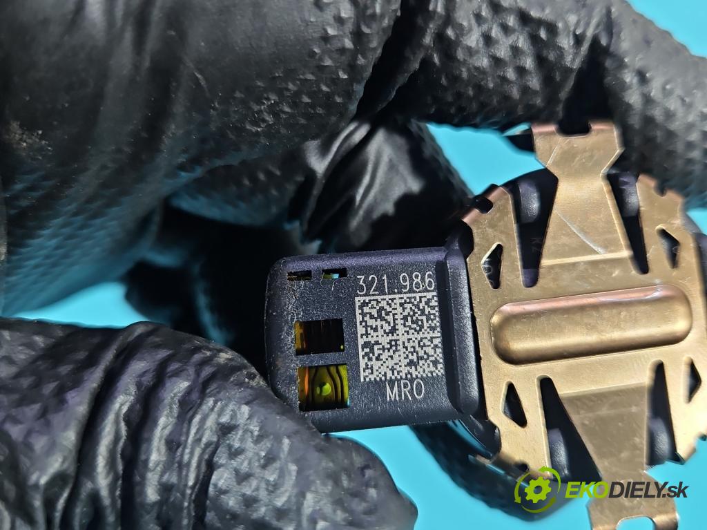 Vw Golf VII 2012-2020 1.4 TSI 150 HP automatic 110 kW 1395 cm3 5- snímač déšť: 5Q0955547 (Snímač dažďa)